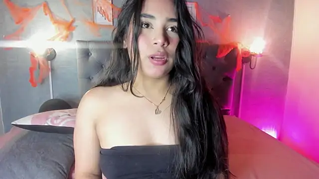 Snapshot of GiannaSlimJB chatting on October 2025 04:12:01 AM GiannaSlimJB online show from October 2025 04:12:01 AM