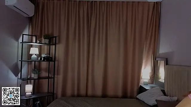 PetraHambelton online show from November 2025 04:12:02 AM