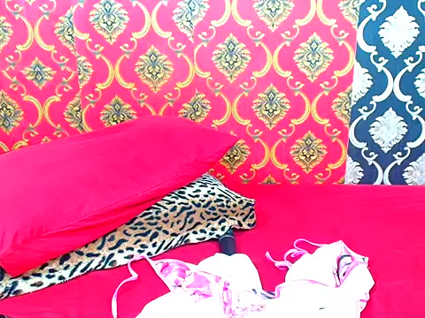 yourperfectcrush online show from September 2025 03:01:02 PM