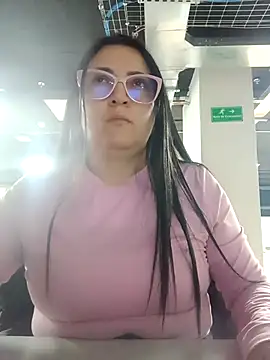 Romina693 online show from October 2025 06:44:01 AM