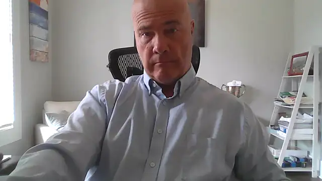 Snapshot of cyclone1212 chatting on May 2026 01:07:02 PM cyclone1212 online show from May 2026 01:07:02 PM