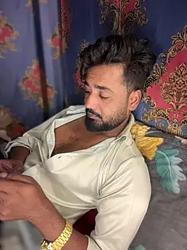 Munny6677 online show from March 2026 08:03:01 PM