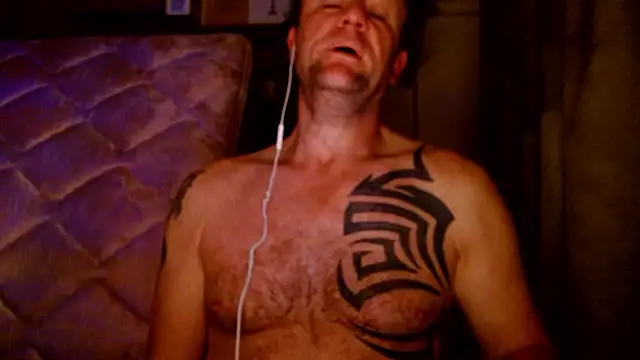 Yournaughty online show from February 2026 05:39:01 AM