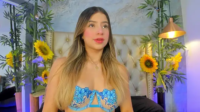 LittleeJaz online show from February 2026 04:05:02 AM