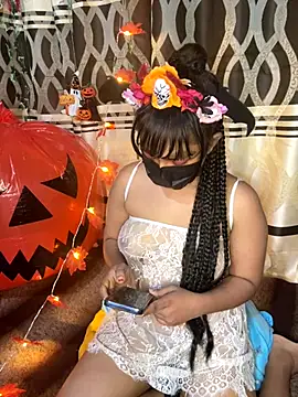 Ariana  Marie online show from October 2025 09:30:01 PM