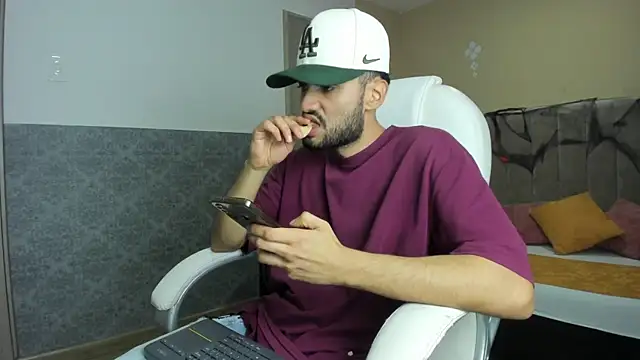 Ryan Jackson  online show from October 2025 11:11:02 PM