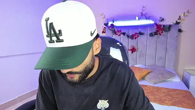 Ryan Jackson  online show from December 2025 04:52:02 AM