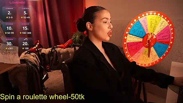 Snapshot of EmiliyaRoude chatting on September 2025 01:11:02 PM EmiliyaRoude online show from September 2025 01:11:02 PM