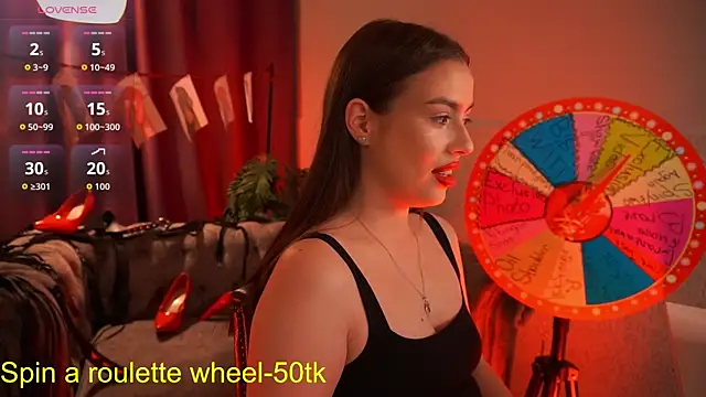 Snapshot of EmiliyaRoude chatting on September 2025 12:37:02 PM EmiliyaRoude online show from September 2025 12:37:02 PM