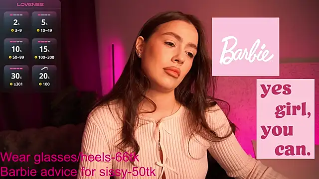 Snapshot of EmiliyaRoude chatting on November 2025 12:28:01 PM EmiliyaRoude online show from November 2025 12:28:01 PM