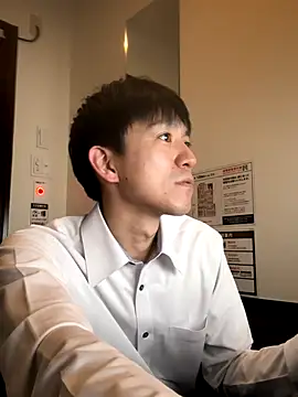 Snapshot of yuma0815 chatting on November 2025 04:37:01 AM yuma0815 online show from November 2025 04:37:01 AM