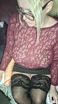 Bouncy-Bella28X online show from July 2026 02:01:02 PM