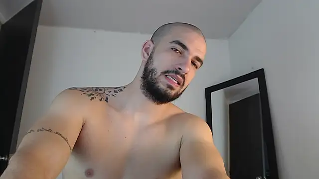 Snapshot of SouthernMilk chatting on September 2025 01:00:02 PM SouthernMilk online show from September 2025 01:00:02 PM