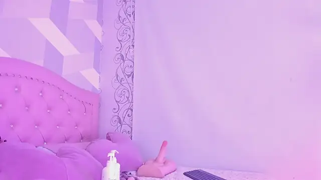 BiancaShermann online show from October 2025 05:32:01 PM