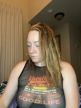 Snapshot of ChiliRoja chatting on September 2025 05:06:02 AM ChiliRoja online show from September 2025 05:06:02 AM