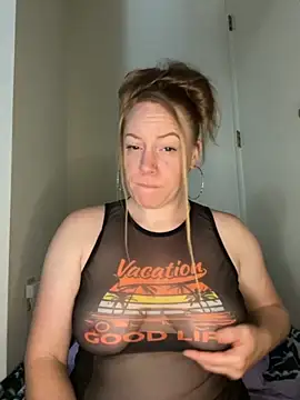 Snapshot of ChiliRoja chatting on September 2025 06:25:02 AM ChiliRoja online show from September 2025 06:25:02 AM