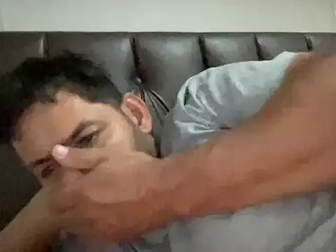 Snapshot of Almir10 chatting on September 2025 12:43:01 AM Almir10 online show from September 2025 12:43:01 AM