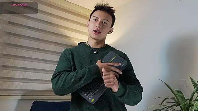 DeusbelliS online show from September 2025 06:57:02 AM