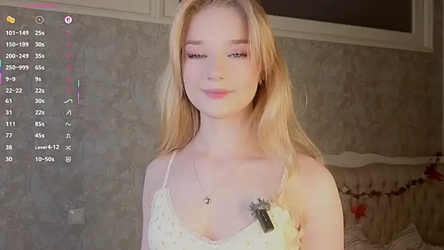 Snapshot of Emma_Frosty chatting on May 2026 10:28:01 PM Emma Frosty online show from May 2026 10:28:01 PM
