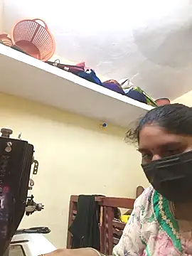 Villageanuty online show from October 2025 05:01:01 PM