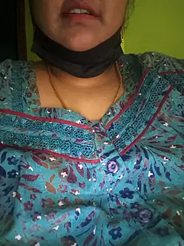 Snapshot of Villageanuty chatting on February 2026 09:04:02 AM Villageanuty online show from February 2026 09:04:02 AM