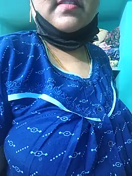 Snapshot of Villageanuty chatting on February 2026 04:38:01 AM Villageanuty online show from February 2026 04:38:01 AM