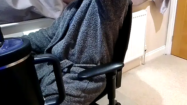 Snapshot of rogamuffin chatting on February 2026 12:18:01 AM rogamuffin online show from February 2026 12:18:01 AM