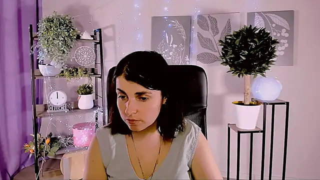 Snapshot of MartaEdams chatting on June 2026 06:09:01 AM MartaEdams online show from June 2026 06:09:01 AM