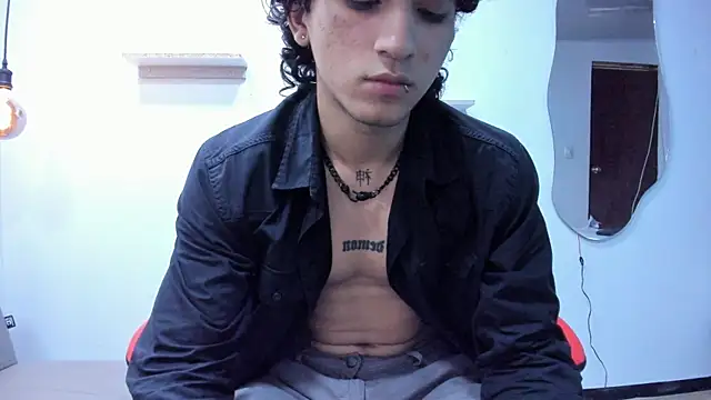 Snapshot of JackesTaylor chatting on September 2025 04:45:01 AM JackesTaylor online show from September 2025 04:45:01 AM