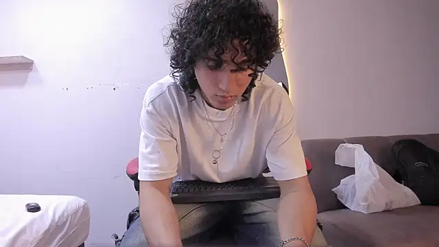 Snapshot of JackesTaylor chatting on February 2026 06:29:02 AM JackesTaylor online show from February 2026 06:29:02 AM