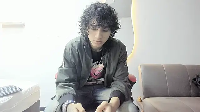 Snapshot of JackesTaylor chatting on February 2026 06:24:01 AM JackesTaylor online show from February 2026 06:24:01 AM