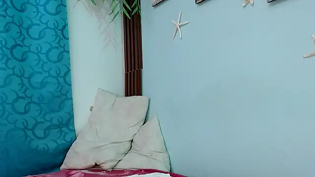 eladyrous98 online show from September 2025 04:22:01 AM