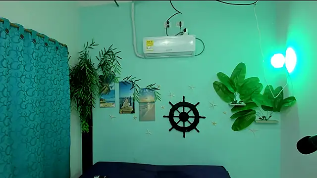 eladyrous98 online show from November 2025 12:38:01 PM