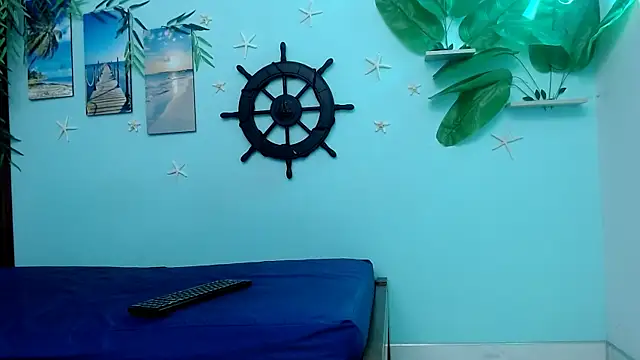 eladyrous98 online show from November 2025 02:50:02 PM