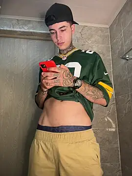 samm4044 online show from December 2025 12:27:01 AM