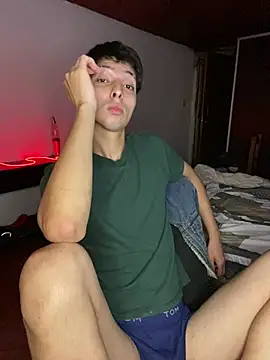 Alvarito-21 online show from April 2026 01:26:01 AM