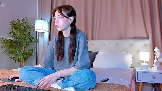 Skelerata online show from October 2025 01:17:02 AM