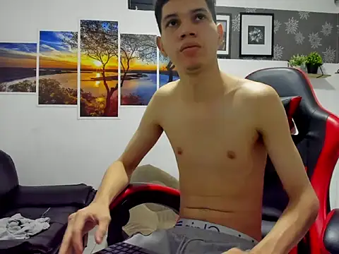 andrew 2811 online show from October 2025 05:30:02 AM