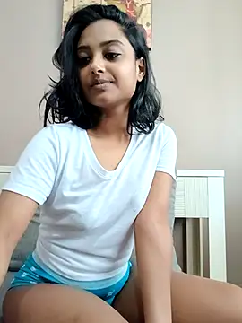 littlemissdevil69 online show from February 2026 06:29:02 AM