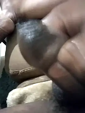 Curvy Pounder online show from October 2025 11:15:01 PM