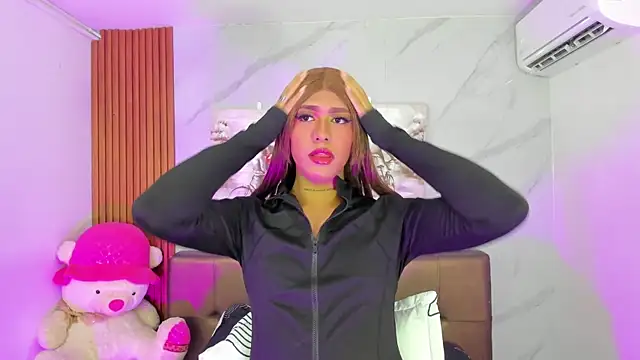 Snapshot of Dreams_Chloe chatting on September 2025 05:07:01 AM Dreams Chloe online show from September 2025 05:07:01 AM