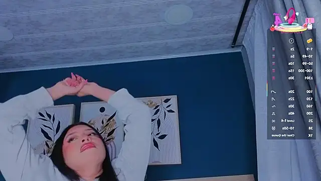 SarahMiler  online show from October 2025 11:44:01 AM