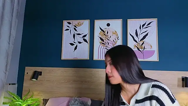 SarahMiler  online show from November 2025 07:41:02 PM