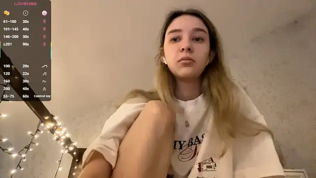 DanaCore online show from October 2025 03:40:01 PM