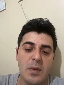 Semihh35 online show from April 2026 05:32:02 AM