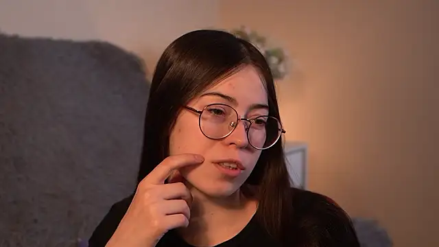 Snapshot of ywixos chatting on February 2026 01:49:02 PM ywixos online show from February 2026 01:49:02 PM