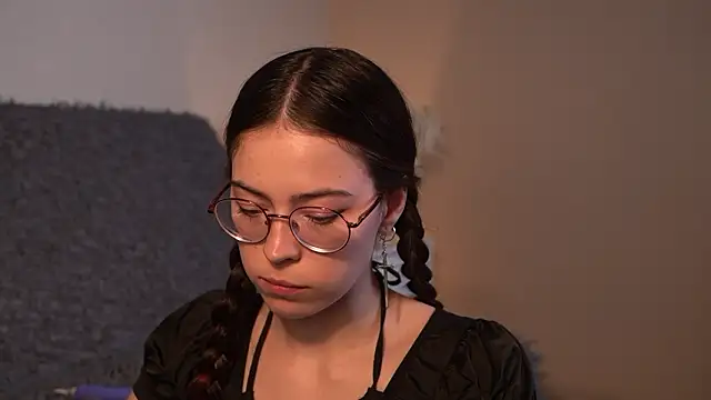 Snapshot of ywixos chatting on February 2026 02:57:01 PM ywixos online show from February 2026 02:57:01 PM