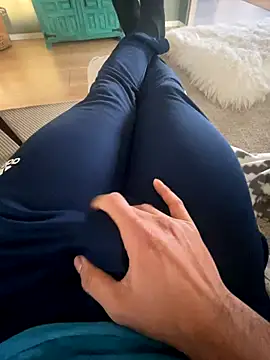 latina-pene online show from December 2025 12:11:02 PM