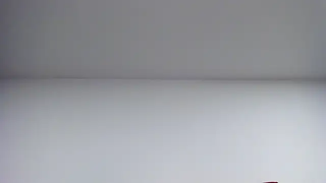 Snapshot of Maddy_Mills chatting on October 2025 06:11:02 AM Maddy Mills online show from October 2025 06:11:02 AM