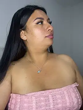 Snapshot of Issa_Santana chatting on April 2026 08:06:01 PM Issa Santana online show from April 2026 08:06:01 PM